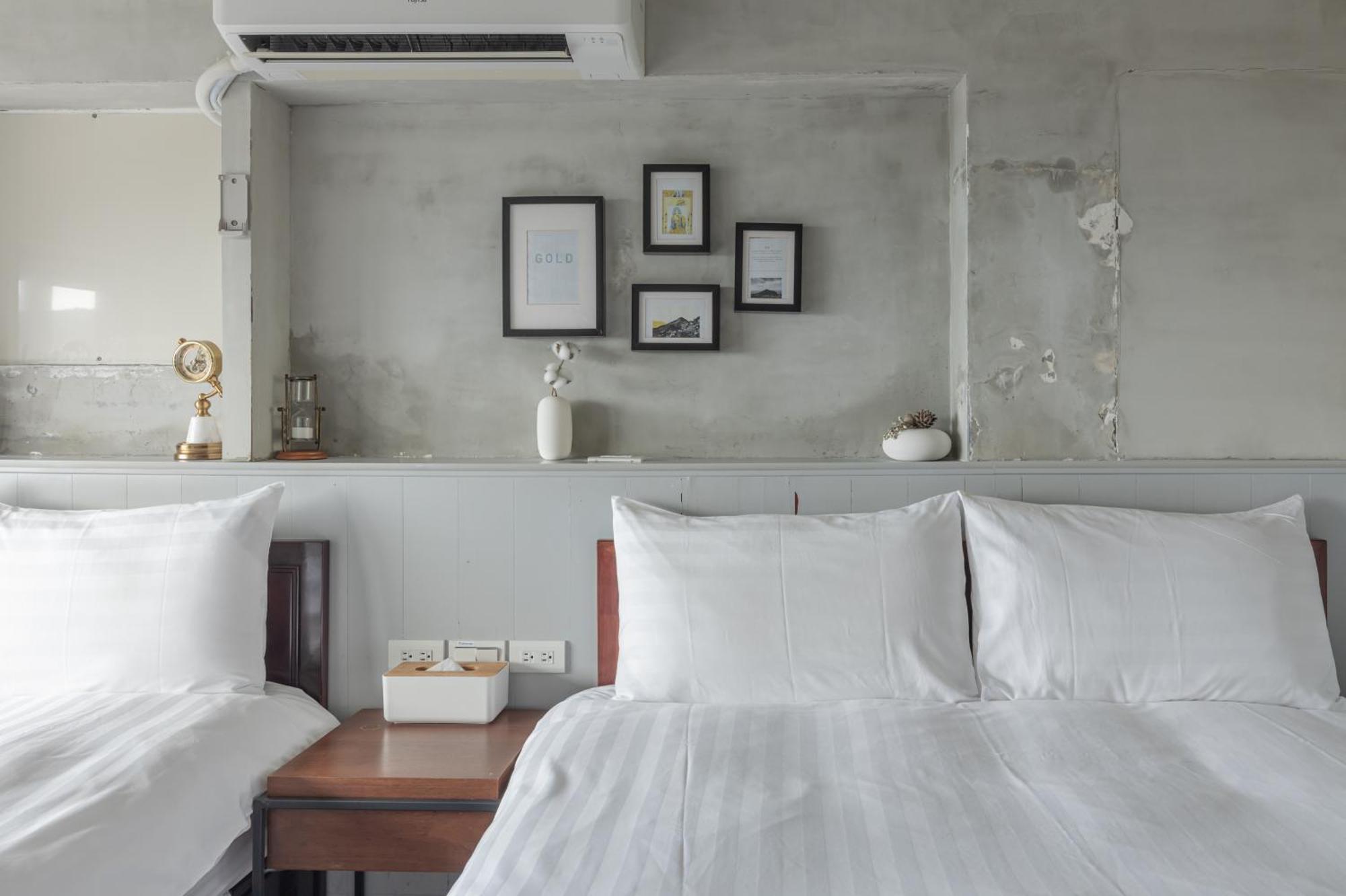 Jiufen The Ocean Theory Bed & Breakfast Room photo