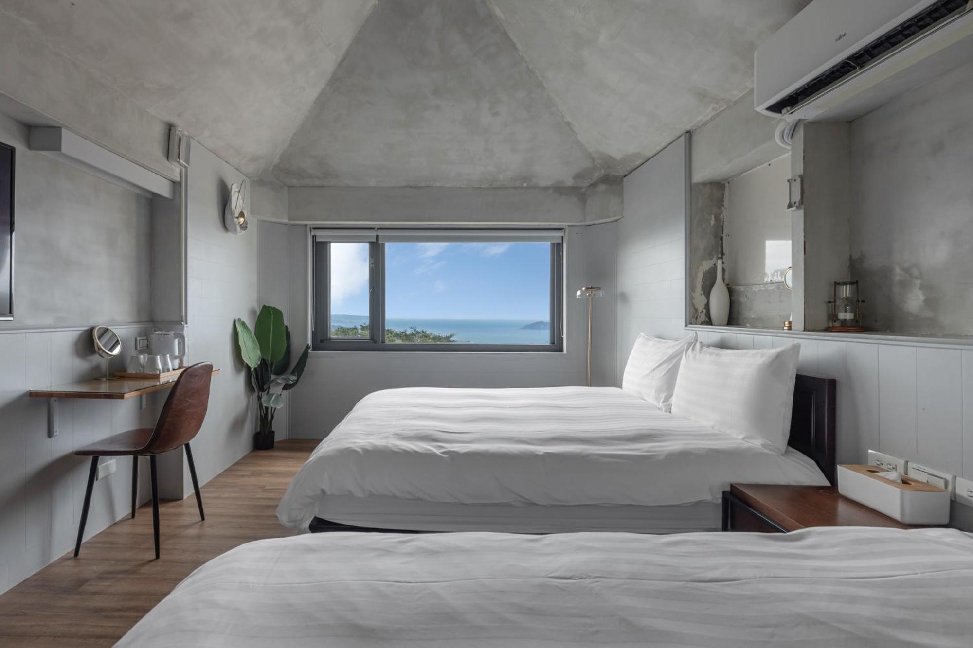 Jiufen The Ocean Theory Bed & Breakfast Room photo